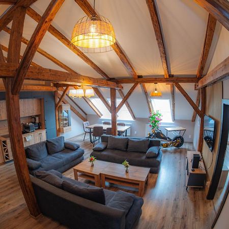 Apatman Fellini House Appartement Trenčín Buitenkant foto