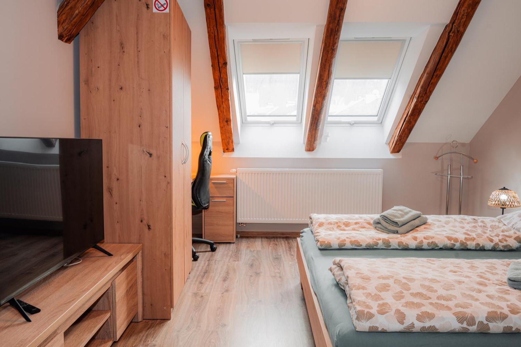 Apatman Fellini House Appartement Trenčín Buitenkant foto